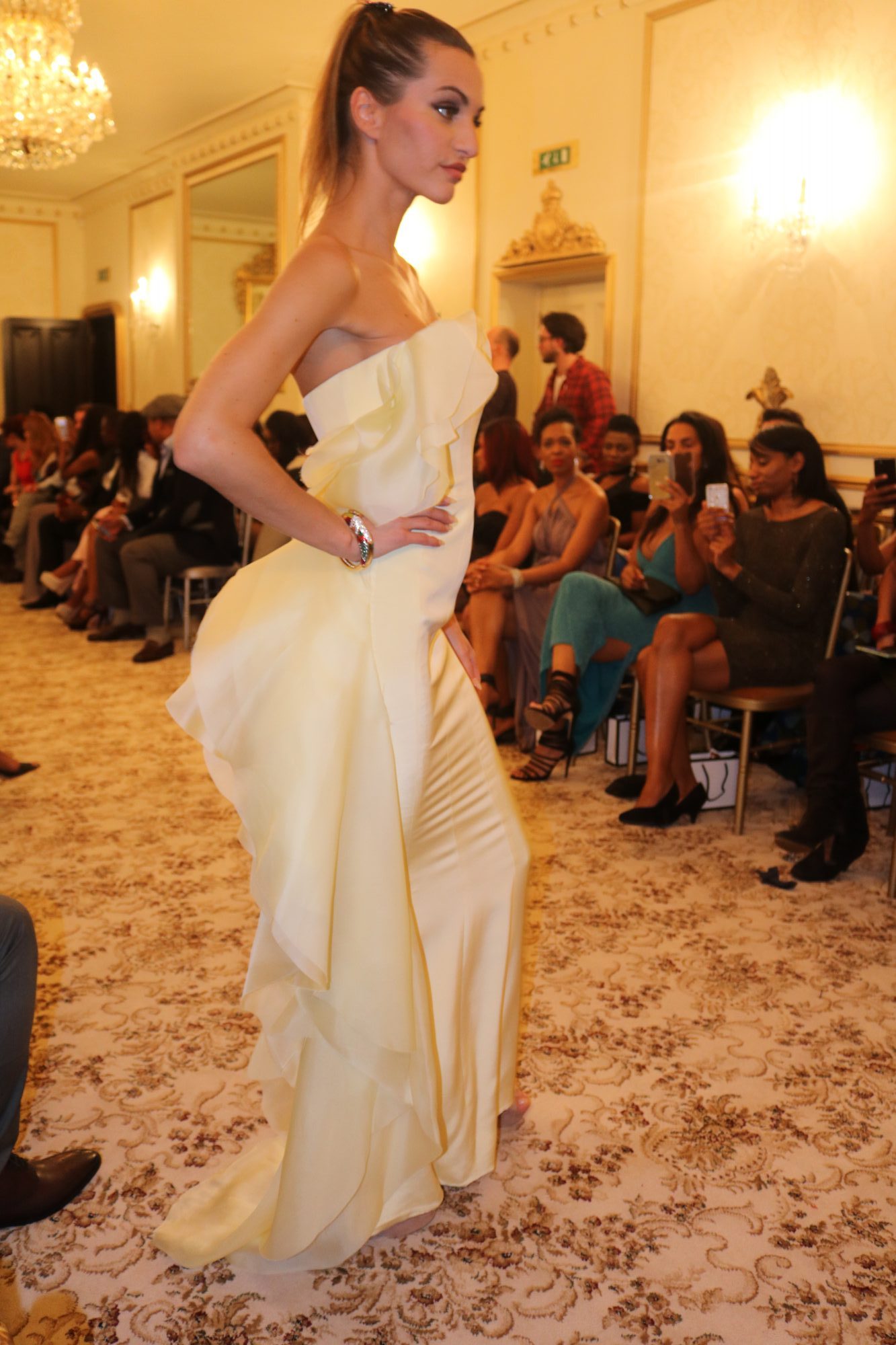 AVENARD COUTURE FASHION SHOW