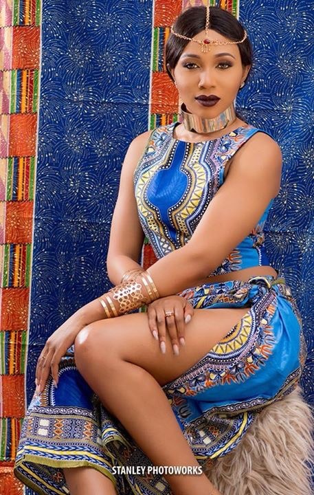 Syndy Emade Flaunts Curves In African Print