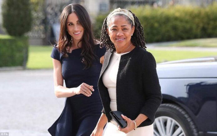 Doria Ragland - Mammypi FashionTV