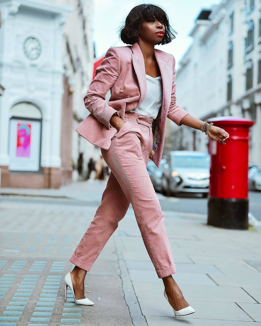 Nigerian Fashion Blogger SADE AKINOSHO