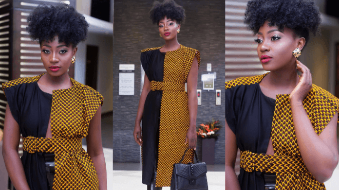 Africk Fashion Trend Sleeveless Kente Coat